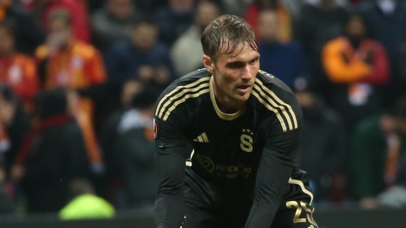 Sparta Praglı Filip Panak: Muslera gerçekten bir efsane