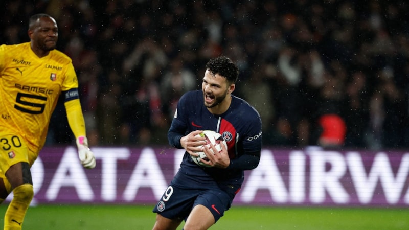PSG, Rennes önünde beraberliği son anda yakaladı