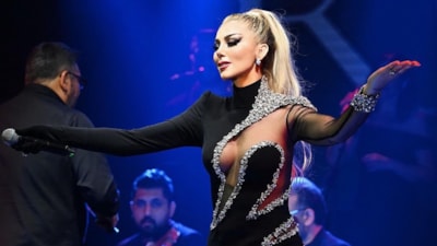 Petek Dinçöz'ün takılarının değeri dudak uçuklattı! 4.5 milyon TL