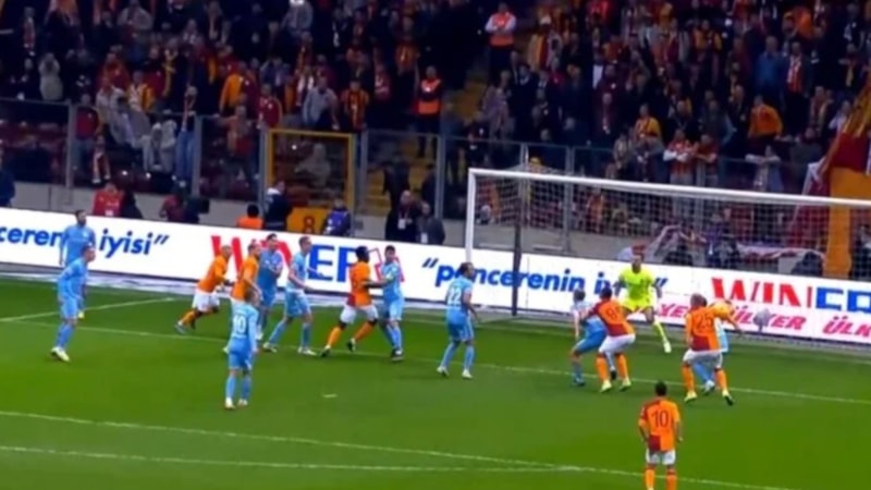 Carlos Vinicius attı! Faul nedeniyle sayılmadı