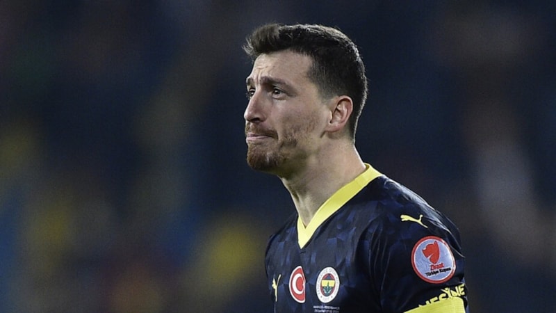 Mert Hakan Yandaş takım arkadaşlarına isyan etti: Kendinize gelin