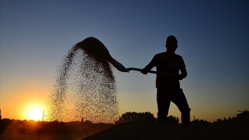 Çiftçilere 9 milyar lira mazot ve gübre destek ödemesi bugün yapılıyor