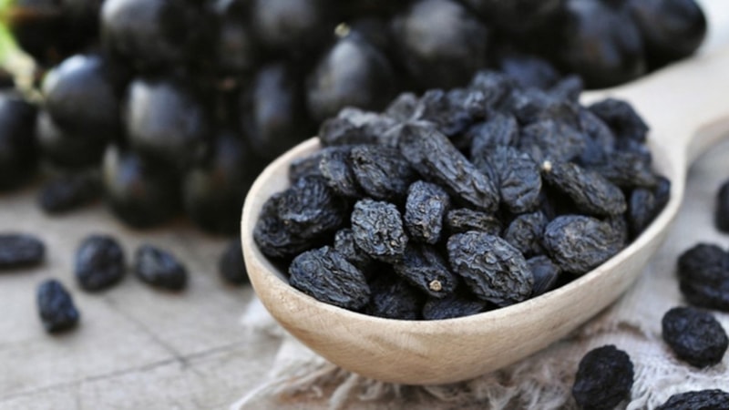 Kuru üzümün faydaları nelerdir? Günde 1 avuç yemek nelere iyi geliyor?