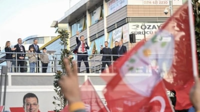 İBB'de DEM Parti'ye grup kurduracak CHP listeleri