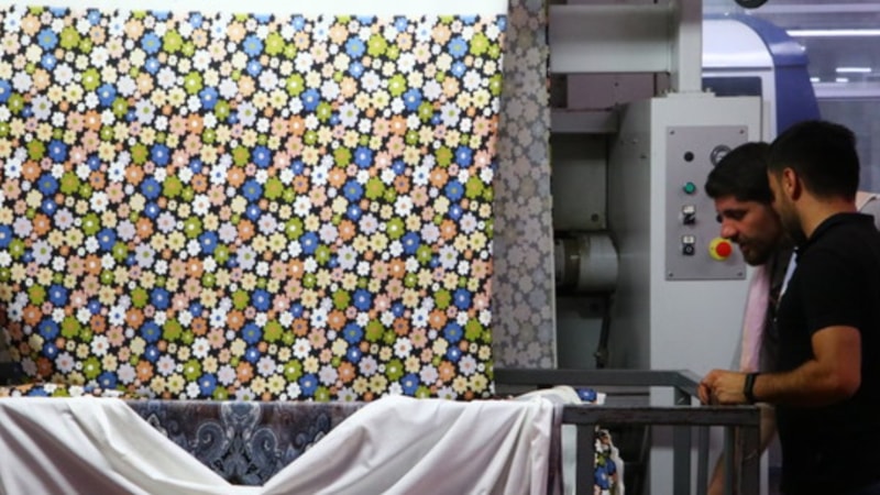 Kumaş ürünlerine transfer baskı mesleği 'tehlikeli' sayıldı
