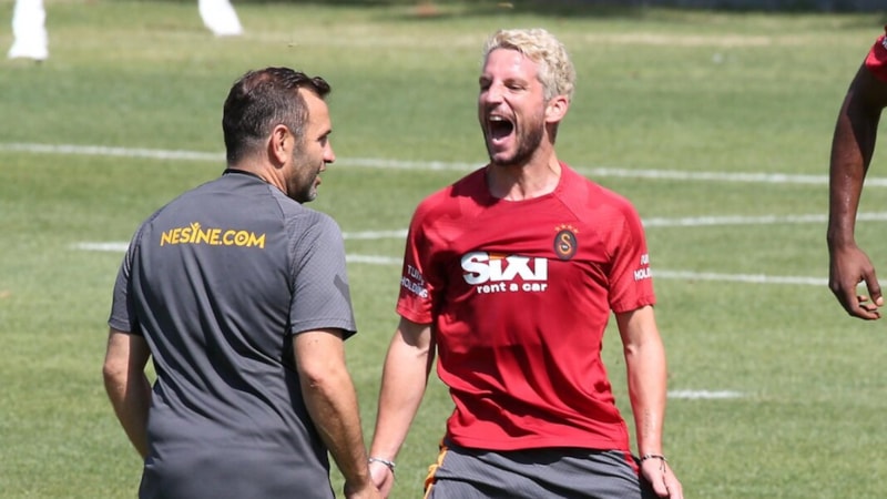 Okan Buruk'tan Mertens'e sürpriz teklif