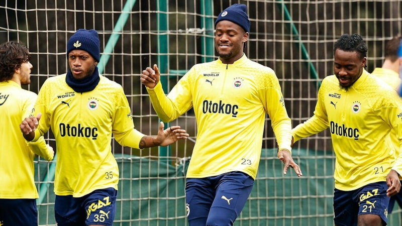 Fenerbahçeli futbolcular Belçika'da zafer peşinde