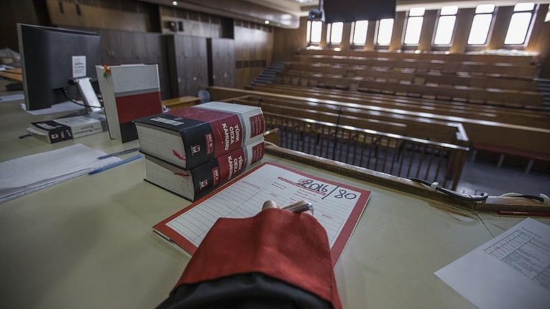 İstanbul'da eşini intihara sürükleyen sanığa 8 yıl hapis