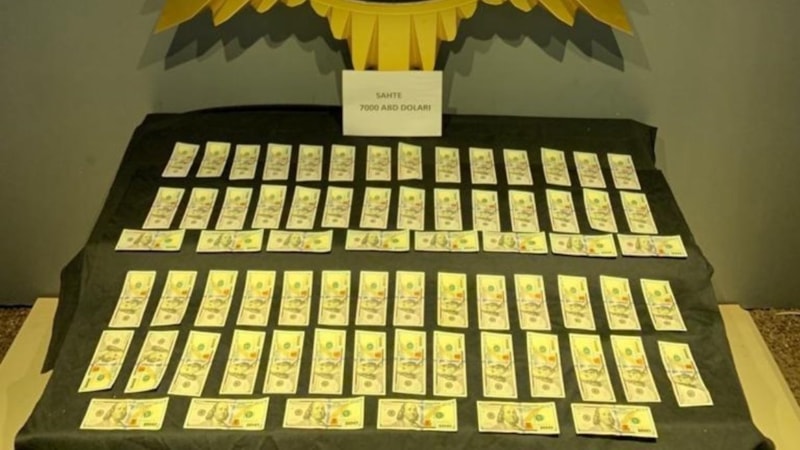 Malatya'da motosikletlinin üzerinden sahte 7 bin dolar çıktı