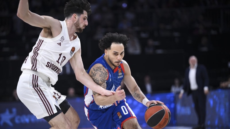 Anadolu Efes, Bayern Münih'e fark attı