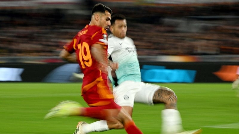 Zeki Çelik oynadı! Roma, Brighton'a 4 attı