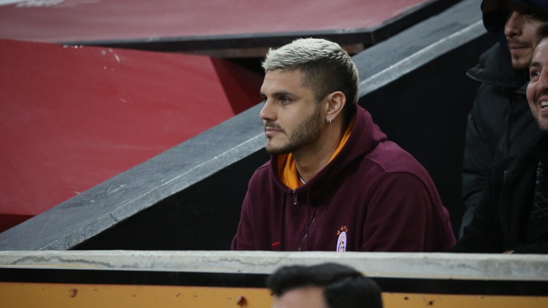 Mauro Icardi'nin yeni tarzı olay oldu! Pembe saçlı Icardi...