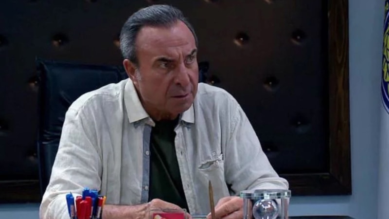 Arka Sokaklar’ın Rıza Babası Zafer Ergin’in gençlik fotoğrafı ortaya çıktı! Görenler Rıza Babayı tanıyamadı…