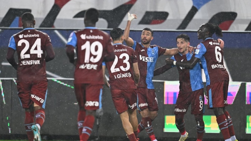 Trabzonspor, Fatih Karagümrük'ü beş golle yıktı