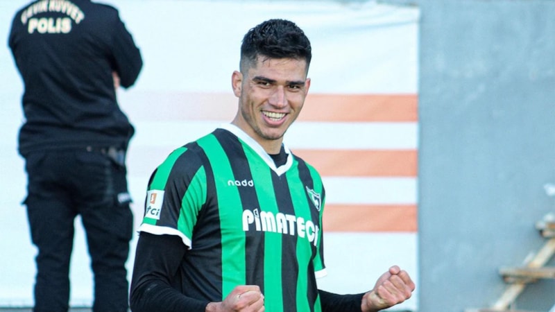 Denizlisporlu Bekir Turaç tüm liglerde zirvede