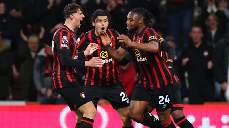 Enes Ünal'ın formasını giydiği Bournemouth, 3-0'dan maçı çevirdi