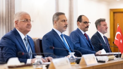 Irak'ta tam kadro güvenlik zirvesi! Toplantı başladı