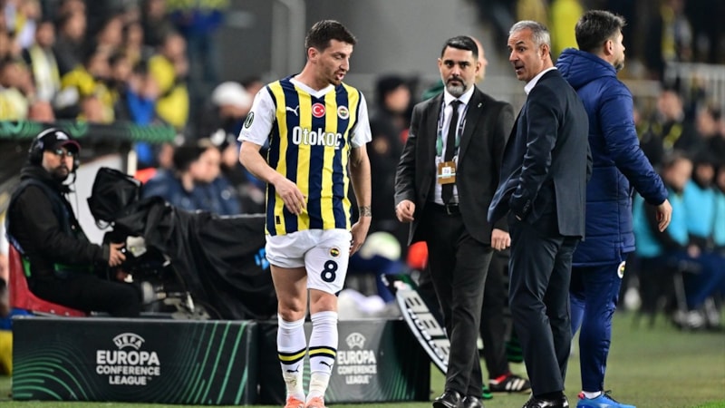 Trabzonspor maçı öncesi sakatlık! Mert Hakan Yandaş maça devam edemedi