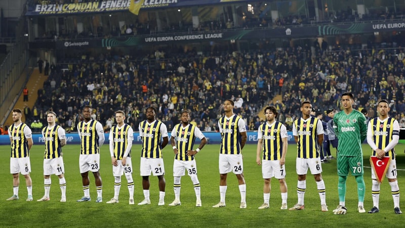 Fenerbahçe, nisan ayında 7 resmi maç yapacak