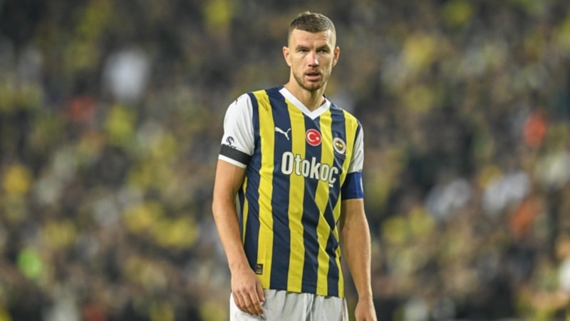 Edin Dzeko'dan Olympiakos yorumu: Tur şansını eşit görüyorum