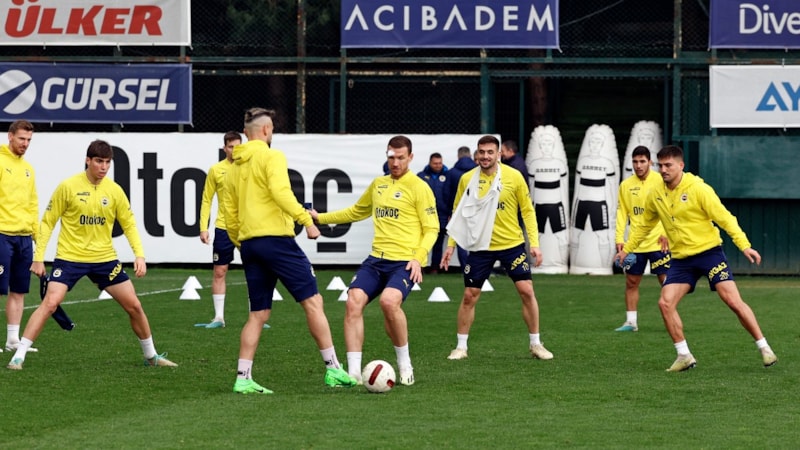 Fenerbahçe'nin Trabzonspor maçı kadrosu duyuruldu