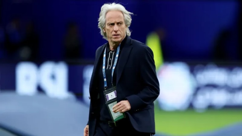 Jorge Jesus'tan hakemi eleştiren rakip hocaya: Ağlamaya devam et
