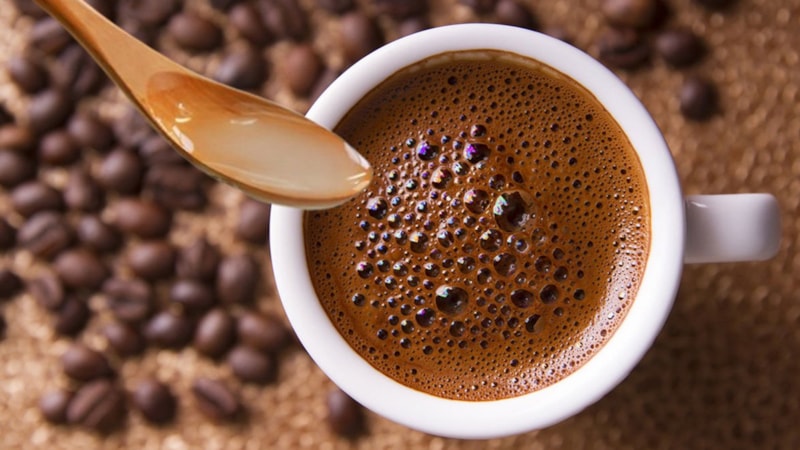 Canan Karatay önerdi: Türk kahvesine o yağdan 1 kaşık ekleyin, vücudunuzda yağdan eser bırakmayın…