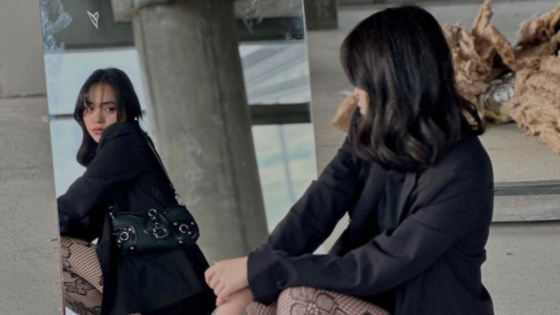 Bahar'ın asi Parla'sı sosyal medyayı salladı! 