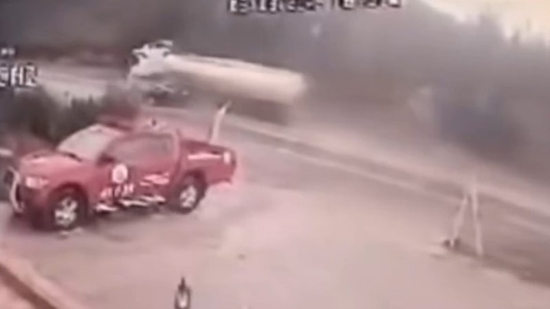 Gaziantep'te korkunç anlar! Otomobil ile yakıt tankeri çarpıştı