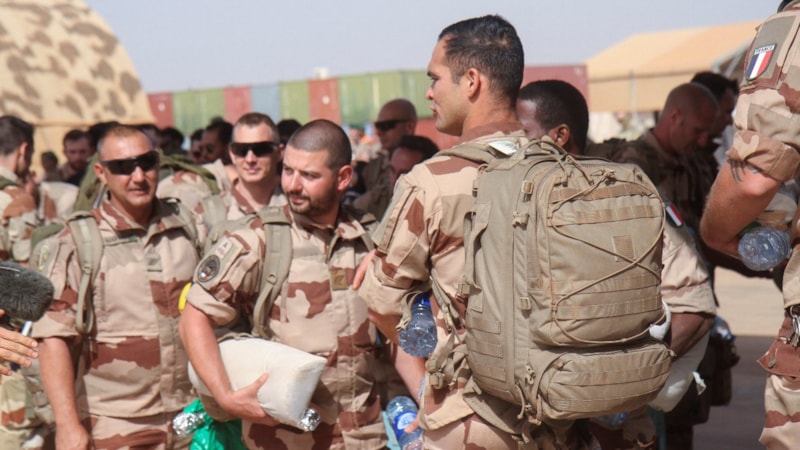 Fransa: Ukrayna'ya 2 bin asker sevkiyatı iddiası yalan