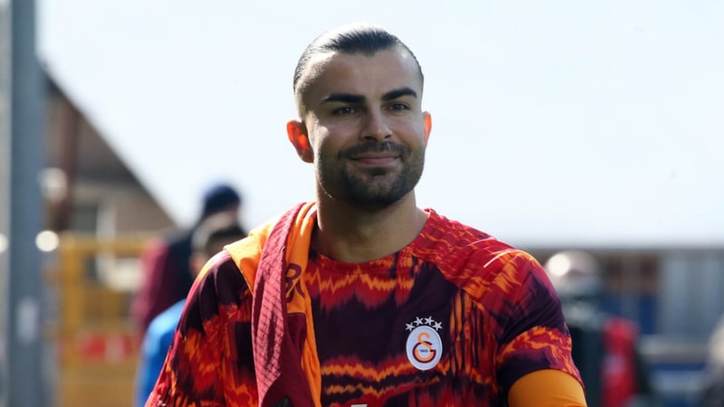 Abdülkerim Bardakcı'ya büyük moral! Galatasaray yönetimi harekete geçti