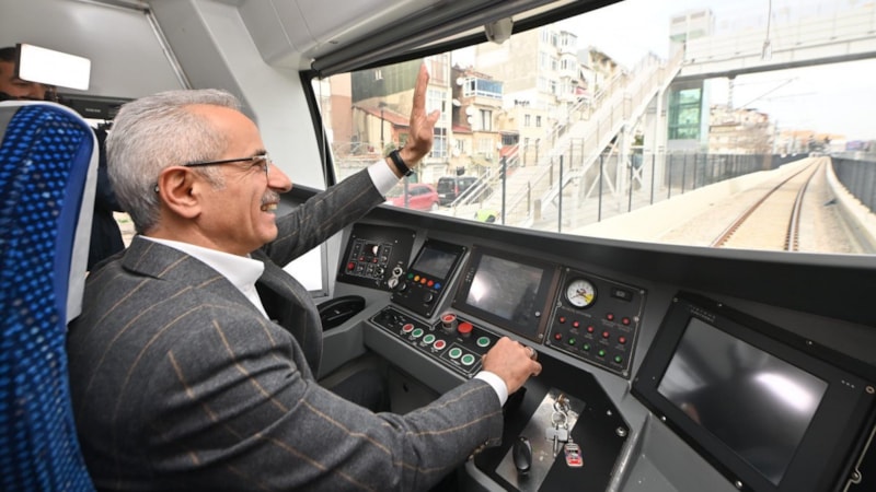 Abdulkadir Uraloğlu duyurdu: Ankara-Elmadağ bölgesel treni sefere çıkıyor