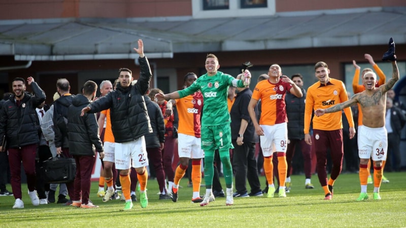 Galatasaray rakip arıyor! Hedef Antalya kampı