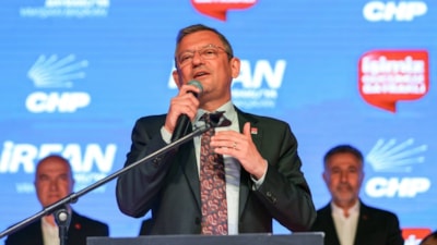 Özgür Özel'den gaf: Kur'an-ı Kerim ayetini hadis sandı