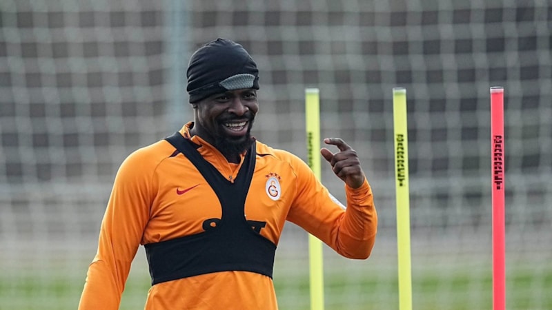 Galatasaray'a Aurier müjdesi! Takımla çalıştı