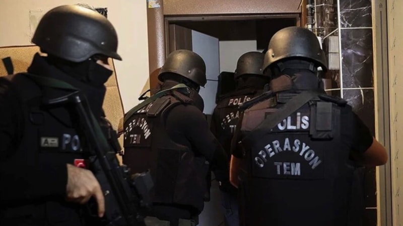 İstanbul'da DEAŞ operasyonu: 17 gözaltı
