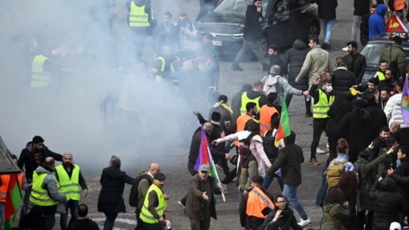 Terör örgütü yandaşları, Belçika'da Türklere ait ev ve iş yerlerine saldırdı