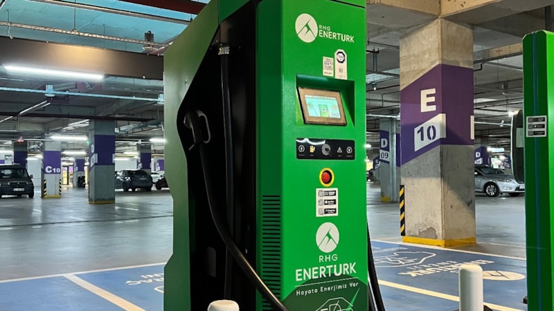 Türkiye’de ve Elektrikli Araç Şarj İstasyonu Sektöründe Bir İlk!