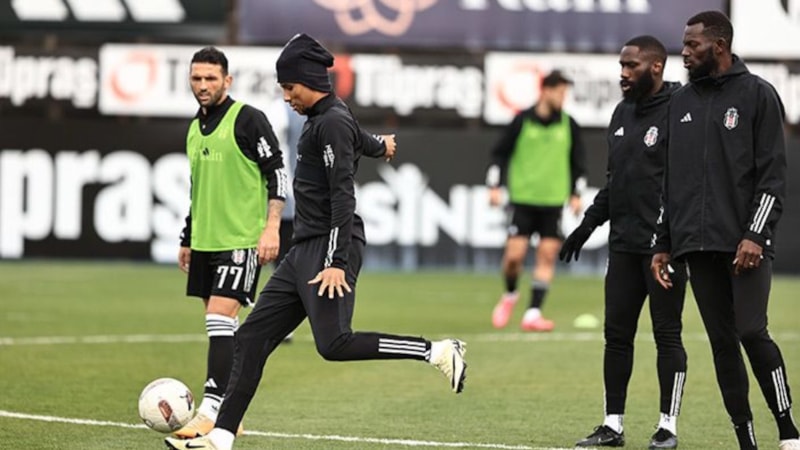Beşiktaş, Başakşehir maçına hazırlanıyor