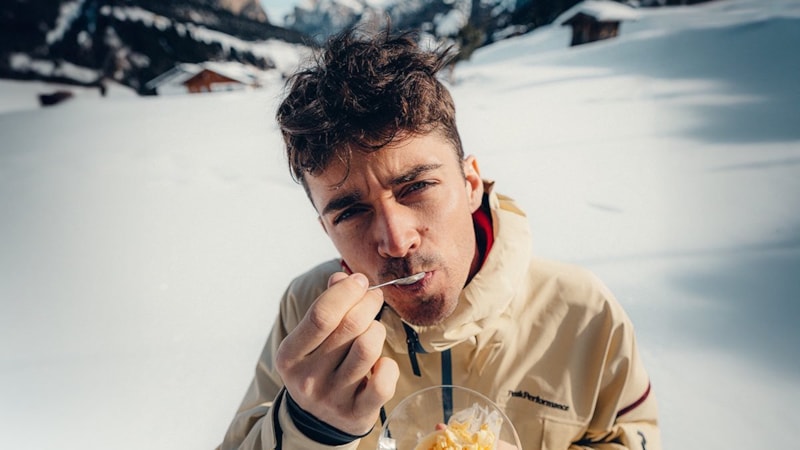 Charles Leclerc, dondurmacı açıyor