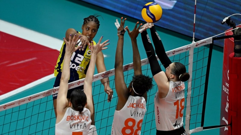 Fenerbahçe normal sezonu lider bitirdi