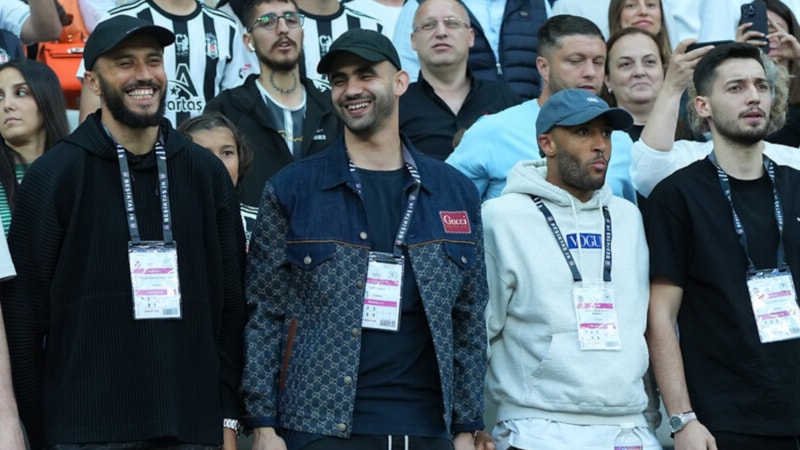 Rachid Ghezzal'dan Redmond'a geri dön çağrısı