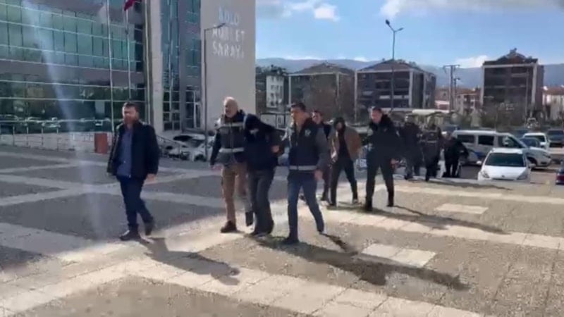 Bolu'da iş adamını gasbeden 4 kişi yakalandı