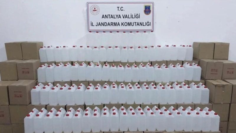Antalya'da 7 ton kaçak etil alkol ele geçirildi