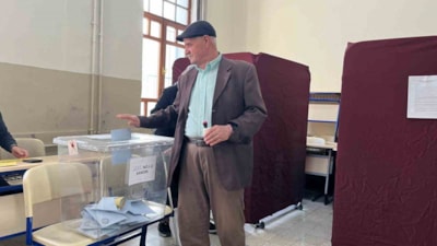 Eskişehir’de sandığa ilk giderler yaşlı ve özel gereksinimli bireyler oldu