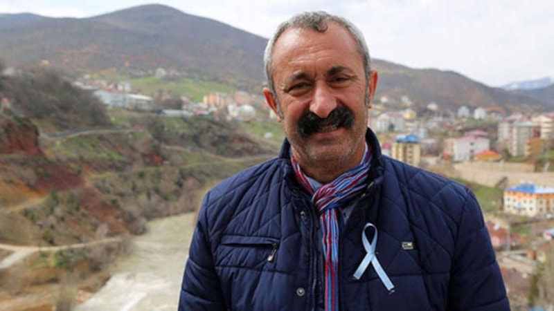 Kadıköy'de TKP'li Fatih Mehmet Maçoğlu sandığa gömüldü