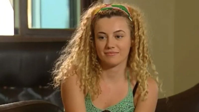 Arka Sokaklar’ın Pınar’ı evlenip oyuncuğu bırakmıştı, son halini gören tanıyamadı!İşte Pınar Aydın’ın son hali