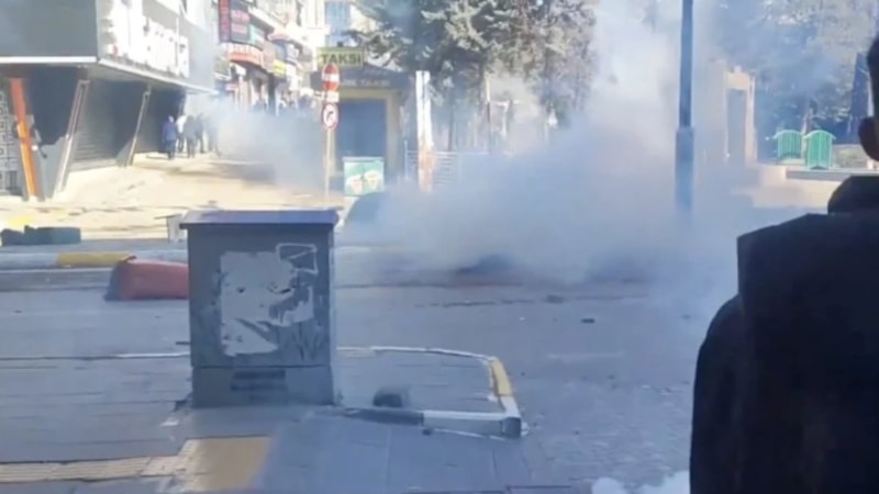 DEM Partililer Van'ı karıştırdı! CHP heyet görevlendirdi