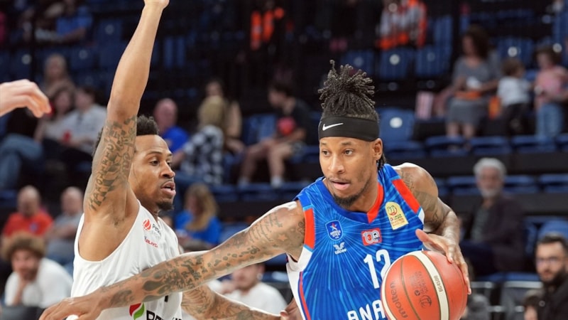 Anadolu Efes, Aliağa Petkimspor'u devirdi