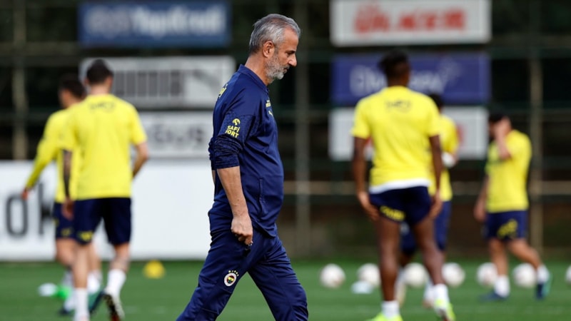 Fenerbahçe, Adana Demirspor maçı hazırlıklarını tamamladı